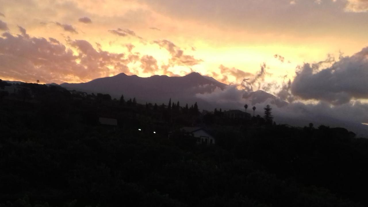 Villa Dei Limoni Etna-Mare Acireale Esterno foto